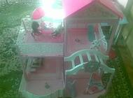 Grajewo ogłoszenia: Sprzedam mebelki do nich oddam duży domek barbie rozłożony,... - zdjęcie