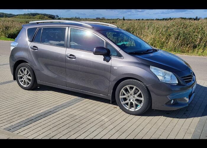 Grajewo ogłoszenia: Sprzedam samochód rodzinny toyota verso d4d 2.0 diesel grudzień...