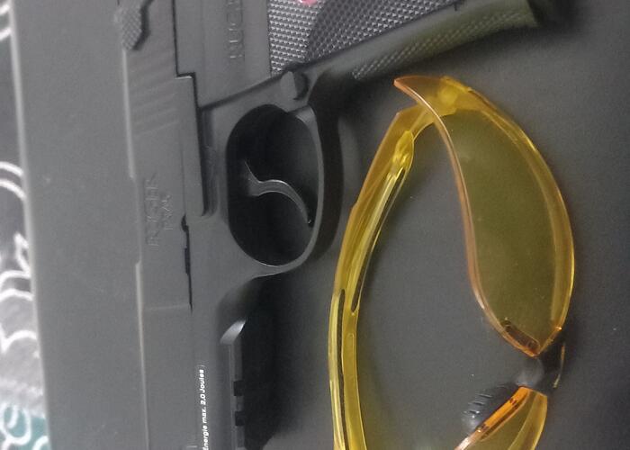 Grajewo ogłoszenia: Sprzedam nowy pistolet Ruger P 345 na CO2 na plastikowe kulki +...