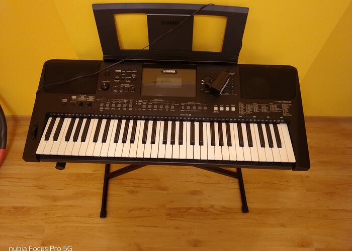 Grajewo ogłoszenia: Sprzedam keyboard Yamaha PSR E 463 ze statywem w pudełku...